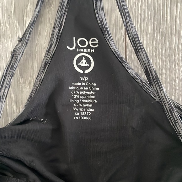 Joe Fresh Women’s Sports tank bundle - Picture 8 of 11